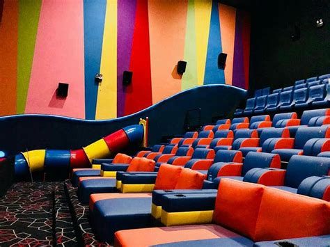 Mcat box office or mbo cinemas is a chain of cinemas in malaysia. Ipoh Nightlife - 10 Exciting Things To Do In Ipoh At Night