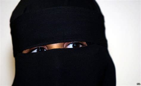 Viewpoints Should Full Face Veils Be Banned In Some Public Places Bbc News