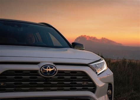 Most Fuel-Efficient Hybrid SUV in Canada #1st in Top 10 - FindTrueCar.Com