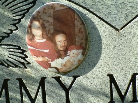 Photo On Tammys Grave Site Of Her And Her Father Tammy Is On The Left