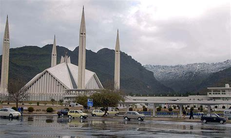 Margalla Hills Turn Snowy After A Decade Pakistan Dawncom