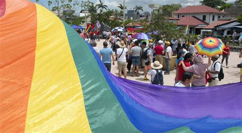 Costa Rica Hours Away From Legalizing Same Sex Marriage