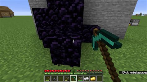 How To Make A Netherite Pickaxe Youtube