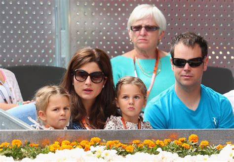Fans joked that federer's kids could one day go on to win their own. Mirka Federer Photostream | Roger federer twins, Roger ...