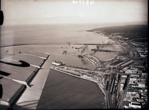 Port Elizabeth, 1935. Aerial view of Port Elizabeth ...