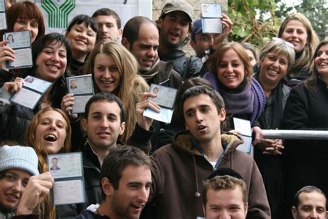 الاقتصاد تعتبر سانت بطرسبورغ مركزا اقتصاديا هاما للغاية. إحصائية: عدد سكان إسرائيل 8.8 مليون نسمة عشية 2018 | دنيا ...