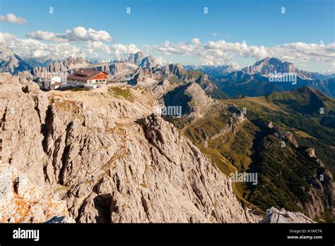 Lagazuoi Refuge High Resolution Stock Photography And Images Alamy