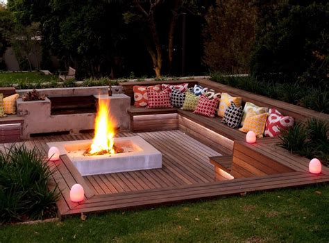32 Lovely Winter Backyard Design Ideas With Fire Pits Outdoor Fire