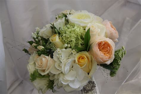 The Flower Magician Ivory Creams And Apricot Romantic English Wedding