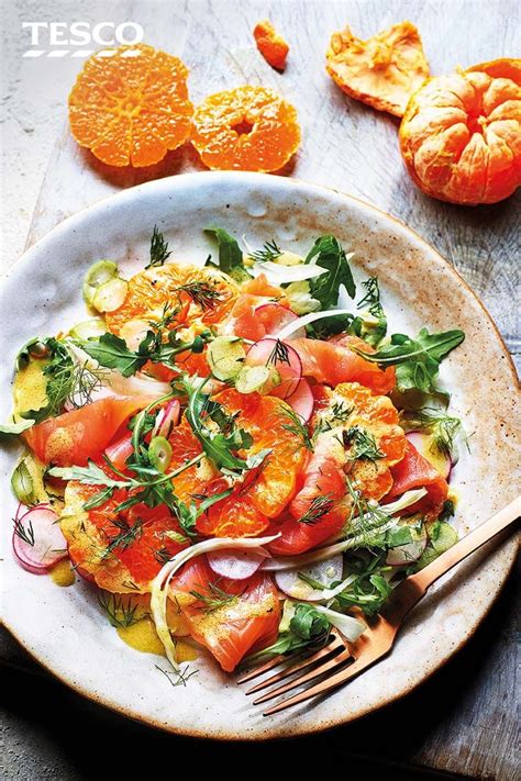 Having a smoked salmon salad for lunch several times a week, each week, is a commitment that similar to going to the gym, can really change the way smoked salmon is a great meat because not only is it high in protein, it's also super low in calories. Clementine and smoked salmon salad | Recipe in 2020 ...