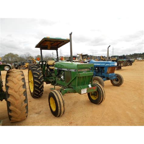 John Deere 2550 Farm Tractor Jm Wood Auction Company Inc