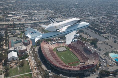 Download Space Shuttle Stadium Los Angeles Nasa Airplane Shuttle