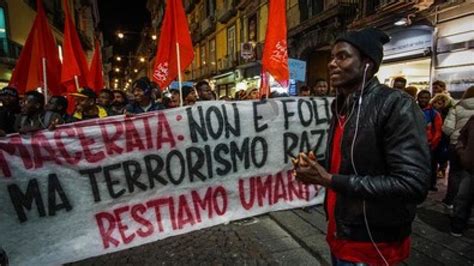 Razzismo In Italia Almeno Cinque Casi Di Discriminazione Al Giorno