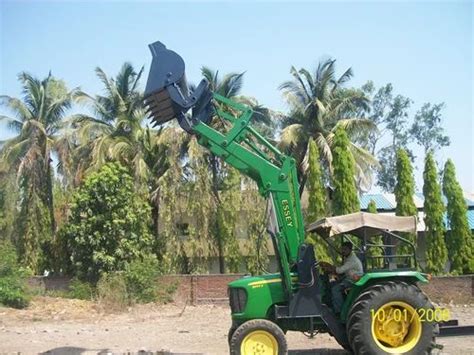 Green Tractor Mounted High Dump Loader Bucket Pay Load 800 Kg At Rs