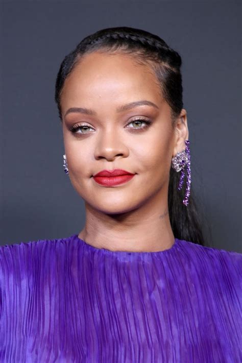 Rihannas Best Ever Hairstyles A Timeline In 2022 Rihanna Hairstyles