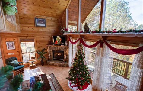 Stay In A Decked Out Cabin For Christmas In The Smokies