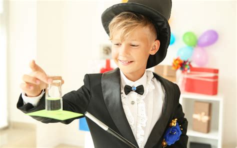9 Unbelievable Magic Tricks You Can Easily Do At Home My Kids Live Safe