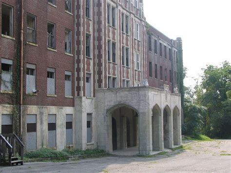 The Waverly Hills Sanatorium In Louisville Kentucky Abandoned Places