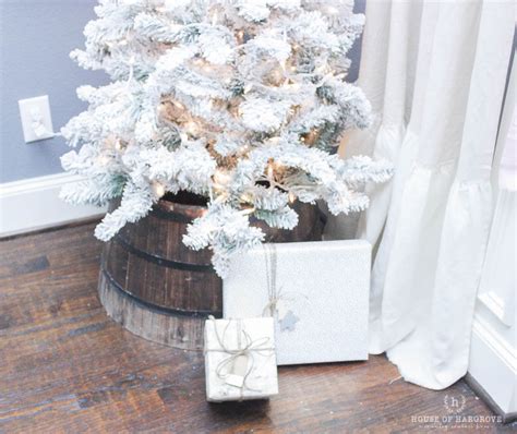 Diy· painting· projects· seasonal decor & projects· winter. DIY Farmhouse Tree Collar...Adorable & Inexpensive