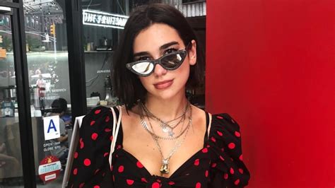 Jul 13, 2021 · dua lipa is being sued for sharing a paparrazi photo on her instagram account. 10 (or more) of Dua Lipa's best outfits to copy right now