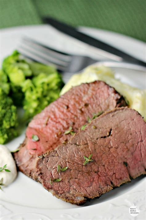 Remove the long chain meat that runs next to the tenderloin and reserve. Garlic Herb Beef Tenderloin Roast with Creamy Horseradish Sauce | Renee's Kitchen Adventures