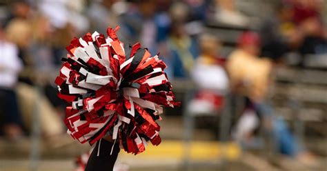 Aclu Investigating If Black Cheerleader Claiming She Was Kicked Off Squad Because Of Her Hair