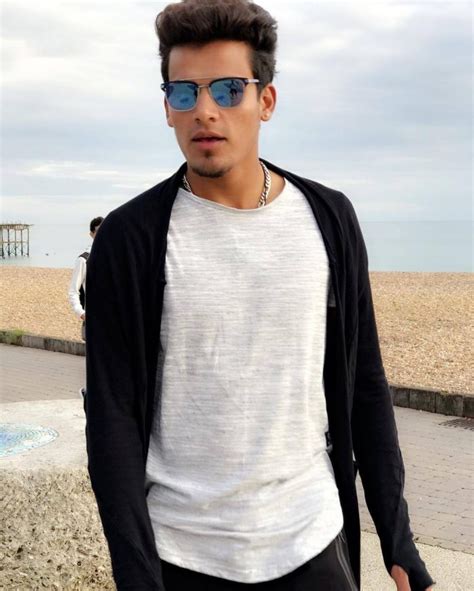 Rahul desraj chahar (born 4 august 1999) is an indian cricketer who plays for rajasthan in the domestic circuit. Rahul Chahar Wiki, Biography, Age, Matches, Images - News Bugz