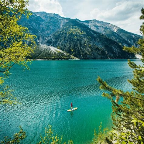 Austrias Best Lakes For Bathing And Swimming