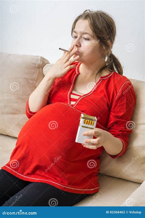 Smoking In Pregnancy Pregnant Woman Holds Cigarette In Hand Stock 92625 Hot Sex Picture