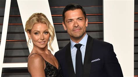 Mark Consuelos Net Worth How Much Is Kelly Ripas Husband Worth After