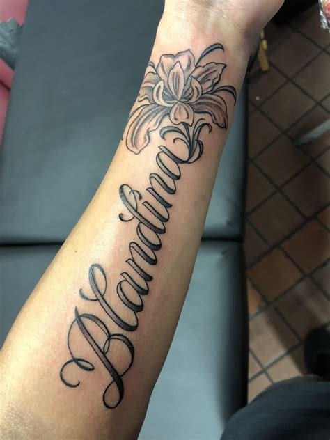 150+ Name Tattoo Gallery - Body Tattoo Art