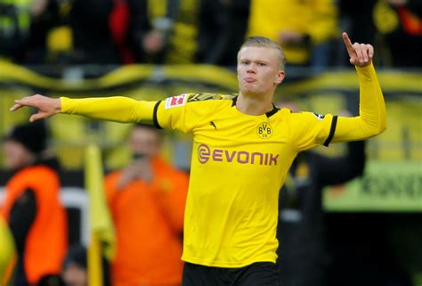 Erste niederlage im zweiten spiel. Borussia Dortmund star Haaland makes surprise fitness ...