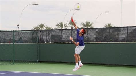 Roger federer serve in slow motion online tennis instruction. 22.Roger-Federer-Serve-In-Super-Slow-Motion-3 - Free ...