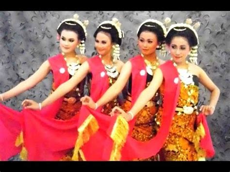 Makna simbolis busana kebaya dan jawi jangkep. Tari GAMBYONG - Tari Klasik Jawa Tengah - Javanese Classical Dance HD - YouTube
