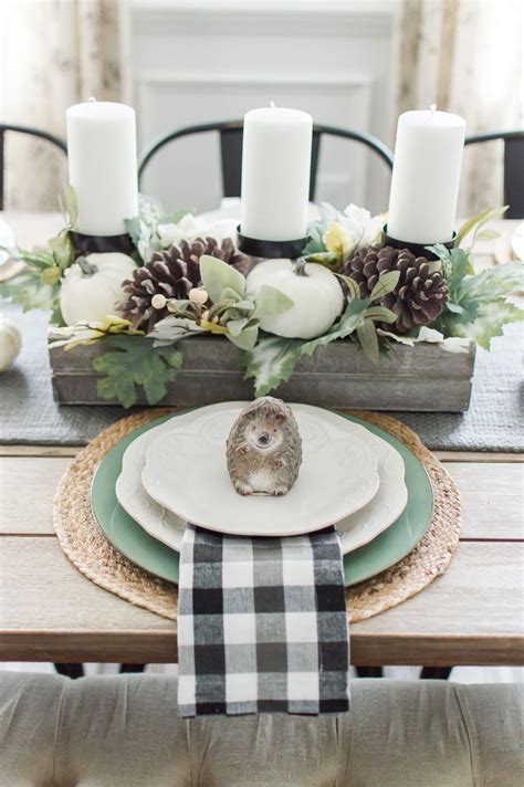 Simple And Neutral Fall Farmhouse Dining Room The Perfect Fall