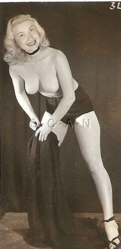 Original Vintage 40s 50s Nude Sepia Rp Well Endowed Blond Takes Off