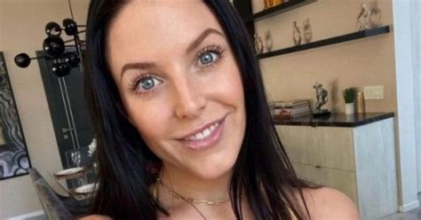 Angela White Gives Lecture At Prestigious Uni After Nearly Dying From