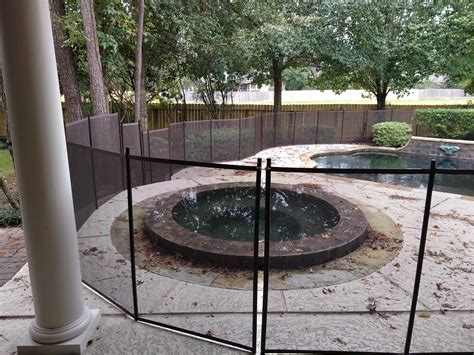 Modern with a minimal design, aquaview's glass pool fence and railing systems will improve security while enhancing your property's aesthetic. Life Saver Of Houston Photo Gallery - Best Pool Fence Houston