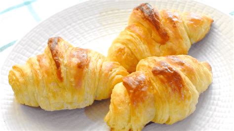 Easy Croissant Recipecroissants In 3 Simple Steps Merryboosters