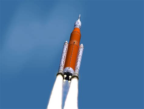 Software Is Big Concern For Nasas Boeing Built Sls Moon Rocket The