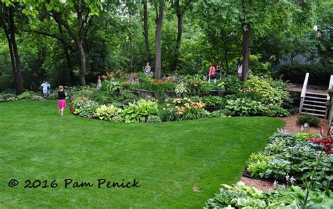 Dynasty Drive Flowers And Bonus Hosta Garden Minneapolis Garden