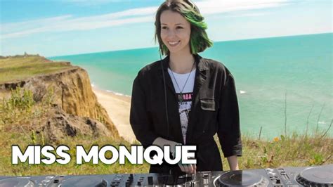 Miss Monique Siona Records One Year Anniversary Progressive Housemelodic Techno Dj Mix