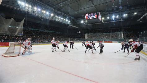 I'm not a pro definitely, the number of times i've been on an ice rink can be calculated with 10 fingers. Ice hockey coming to Westpac Stadium, Spark Arena and ...