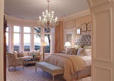 Turn Your Bedroom Into An Elegant And Classy Traditional Bedroom With