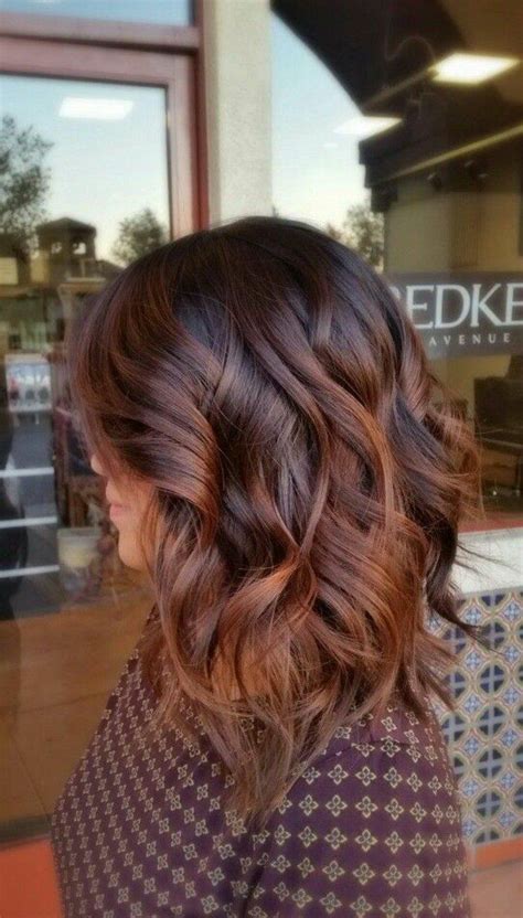 Mèche Caramel Sur Cheveux Châtain Winter Hairstyles Cool Hairstyles