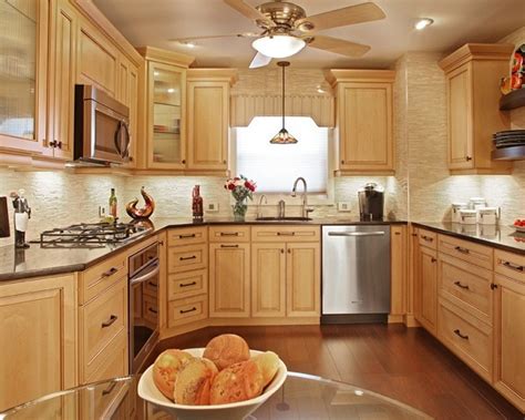 Kitchen cabinet refacing, 40+ years experience, keep existing boxes & replace doors and drawer fronts with exquisite new ones & save big! Kitchen Remodeling & Cabinet Refacing In Rhode Island | Kitchen Magic