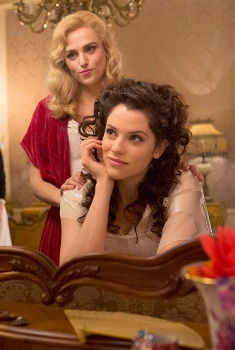 Katie McGrath Lucy And Jessica De Gouw Mina In Episode 3 Of Dracula