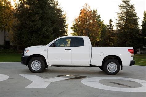 Toyota To Display 2010 Tundra Pickup With New Work Truck Package At