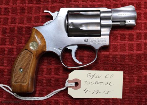 Smith And Wesson Sandw Stainless Steel 5 Shot Model 60 38 Special Revolver