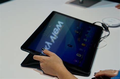 Prise En Main De La Samsung Galaxy View La Tablette Transportable De